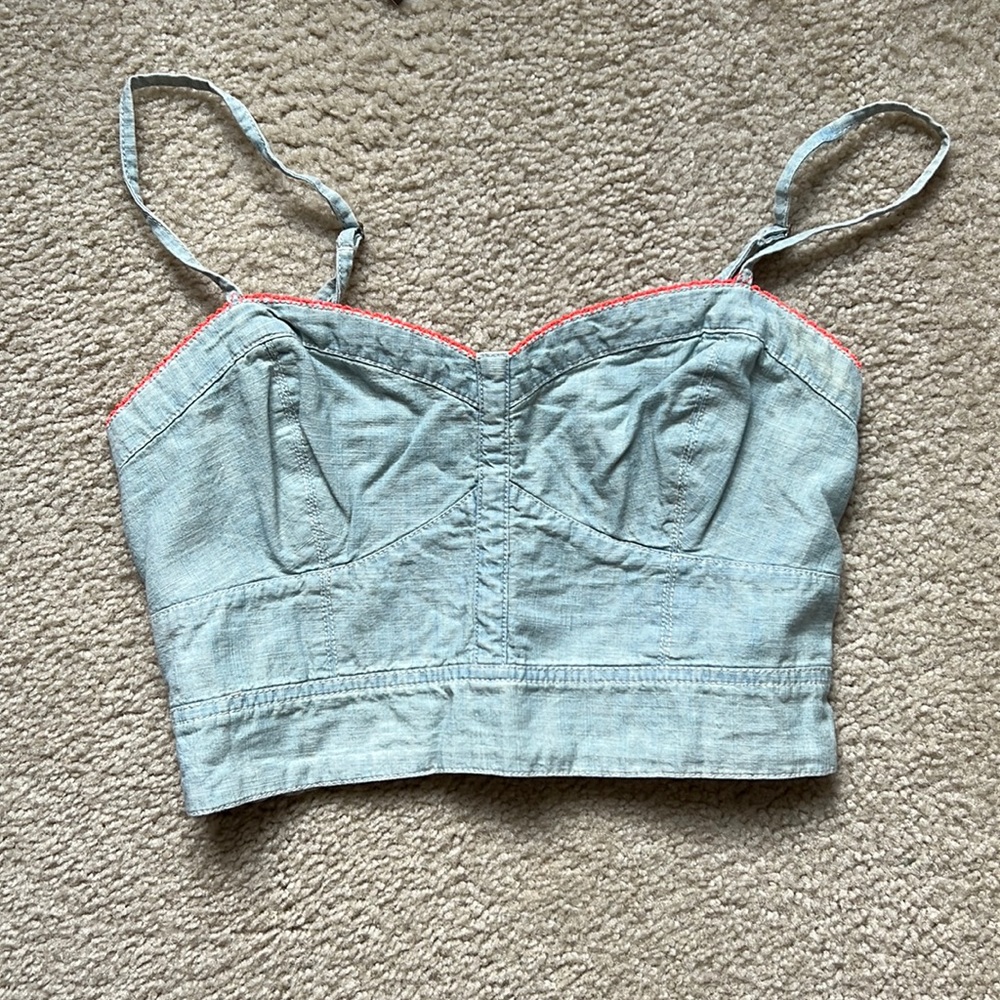 American Eagle top